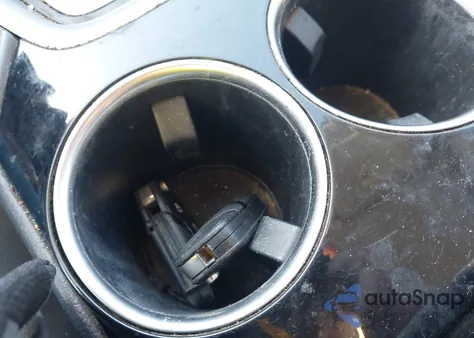 2013 Ford Fusion Hybrid Se z USA, uszkodzony, nr VIN 3FA6P0LUXDR373319